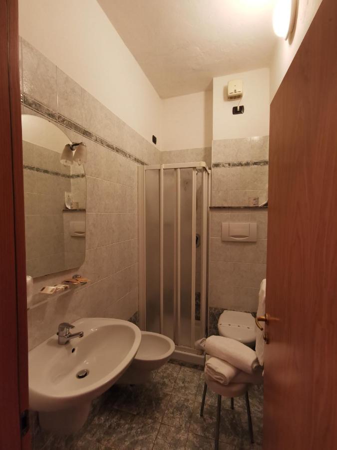 Hotel Pine Beach Rosolina Mare Exterior foto